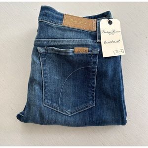 Joe’s Jeans Vintage Reserve 1971 Petite Bootcut Jeans-Size 30